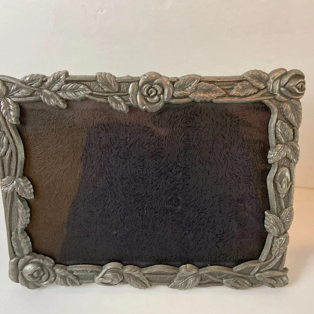Vintage Weston Gallery Roses Metal  Picture Frame